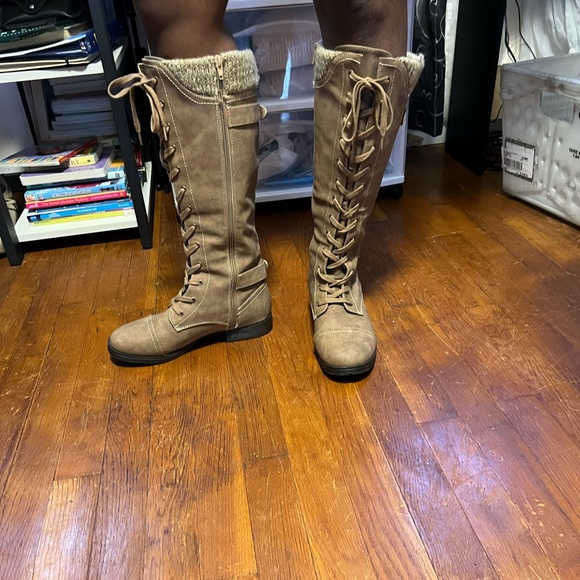 Shoe dazzle. Brown. 8.5 - Picture 13 of 13